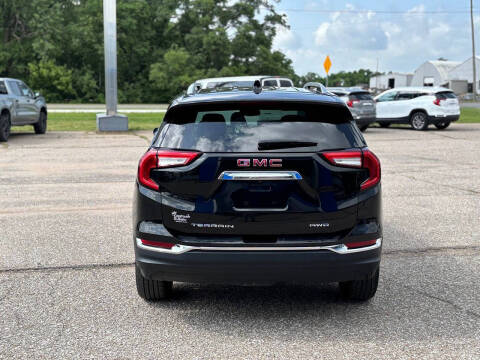 2024 GMC Terrain SLT