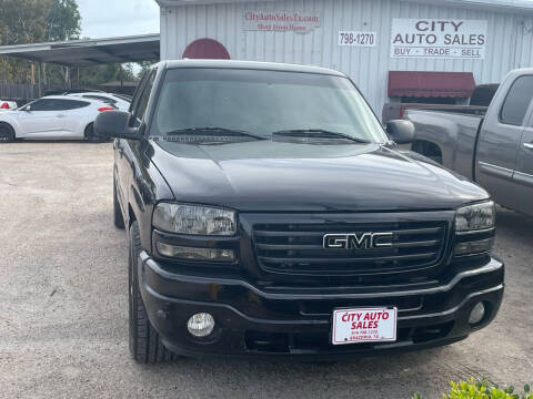 2005 GMC Sierra 1500 for sale at City Auto Sales in Brazoria TX