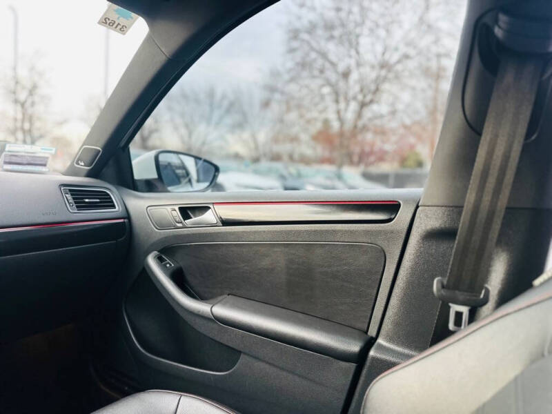 2017 Volkswagen Jetta 2.0T GLI