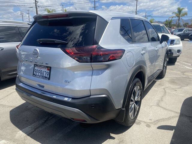 2022 Nissan Rogue SV
