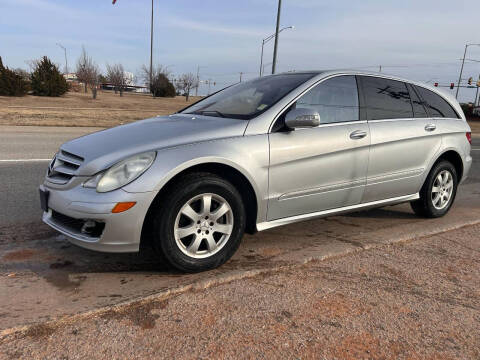 2006 Mercedes-Benz R-Class for sale at BUZZZ MOTORS in Moore OK