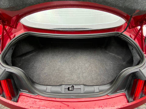 2015 Ford Mustang V6