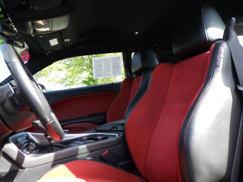 2018 Dodge Challenger R/T Plus Shaker