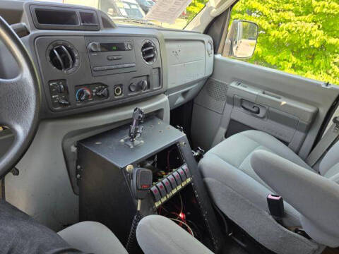 2009 Ford E-Series E-350 SD