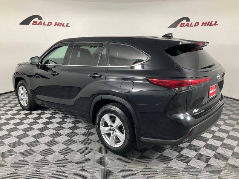 2021 Toyota Highlander LE