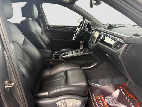 2015 Porsche Macan S