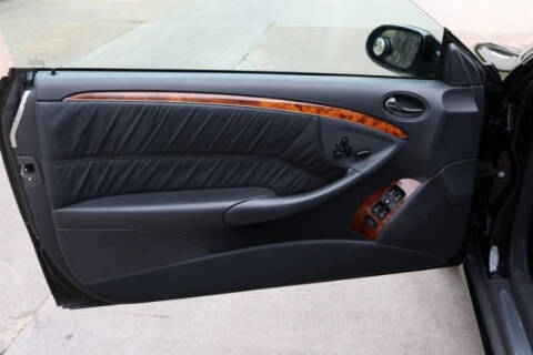 2004 Mercedes-Benz CLK320