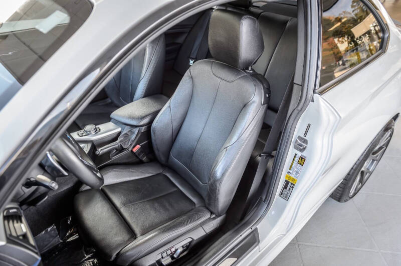 2016 BMW 2 Series M235i