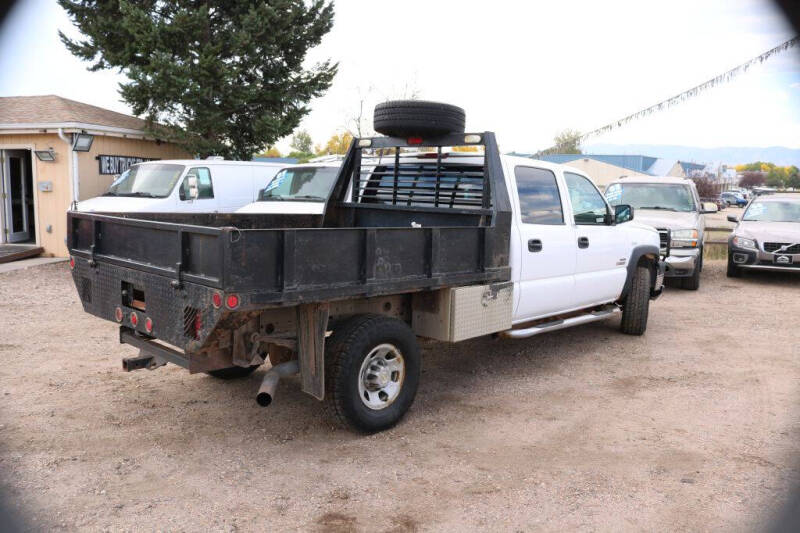 2007 Chevrolet Silverado 3500 Work Truck photo 3