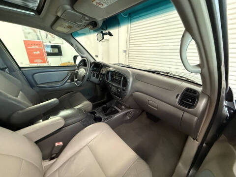 2004 Toyota Sequoia Limited