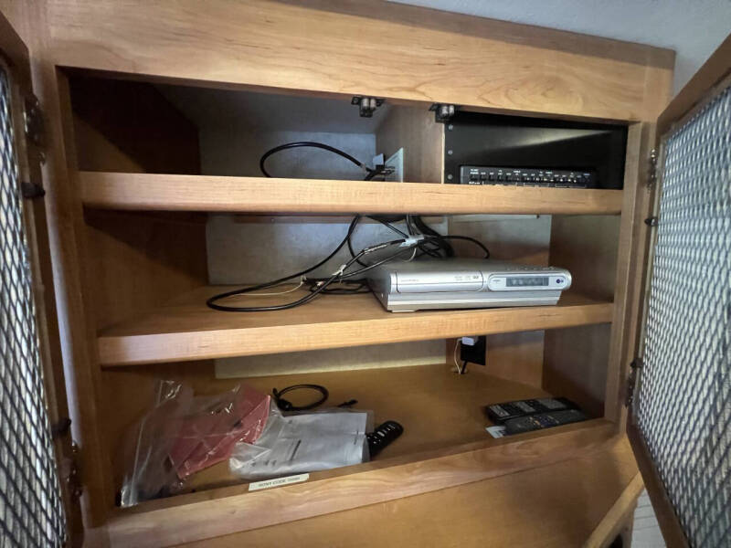 2007 Winnebago Adventurer