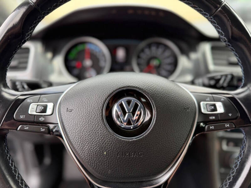 2019 Volkswagen e-Golf SE