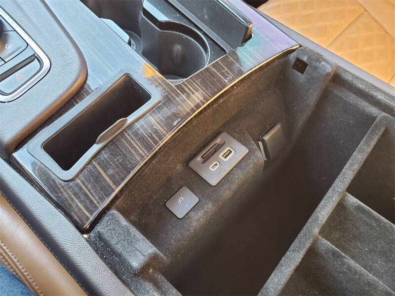 2022 Cadillac Escalade Sport