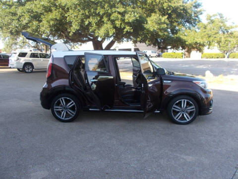 2017 Kia Soul +