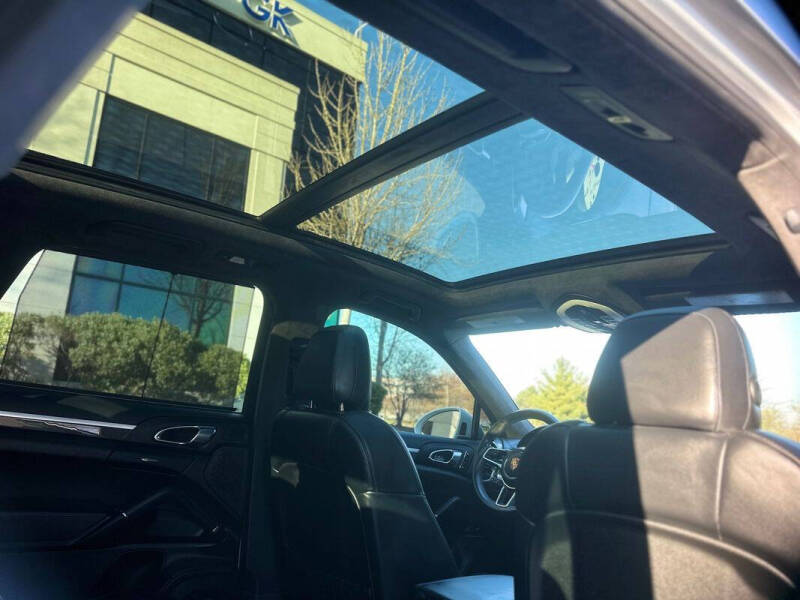 2015 Porsche Cayenne Turbo