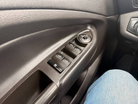 2019 Ford Escape S