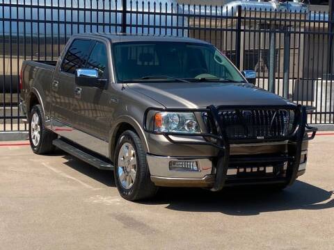 2006 Lincoln Mark LT for sale at Schneck Motor Company in Plano TX