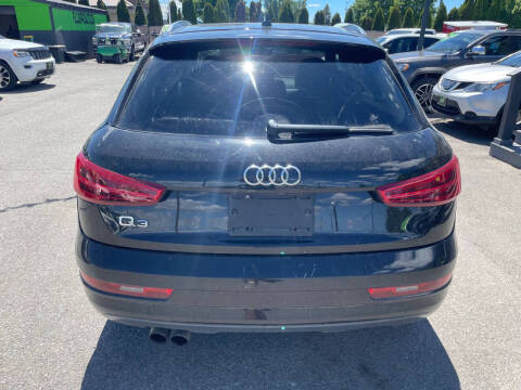 2017 Audi Q3 2.0T Premium