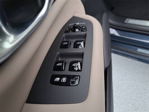 2026 Volvo XC90 B5 Core