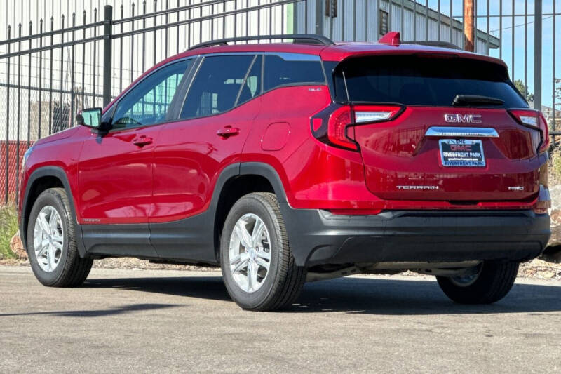 2023 GMC Terrain SLE