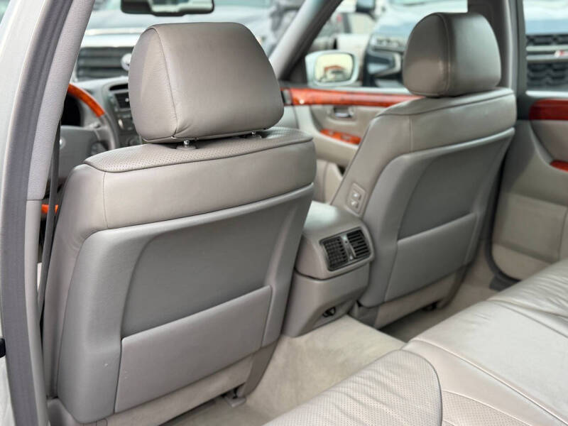 2003 Lexus LS 430