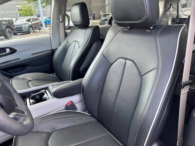 2024 Chrysler Pacifica Limited