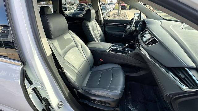 2021 Buick Enclave Essence