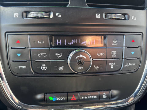 2016 Dodge Grand Caravan SXT Plus