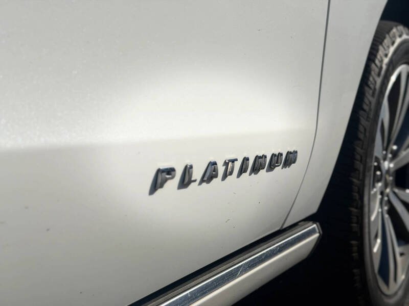 2020 Ford Expedition Platinum