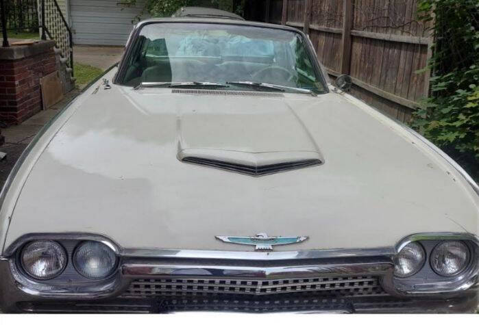 1962 Ford Thunderbird