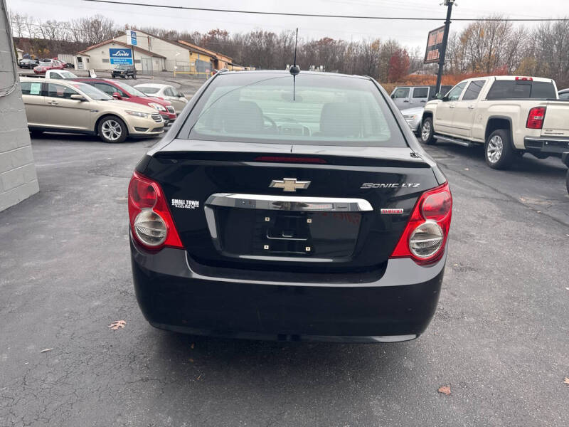 2015 Chevrolet Sonic LTZ Auto