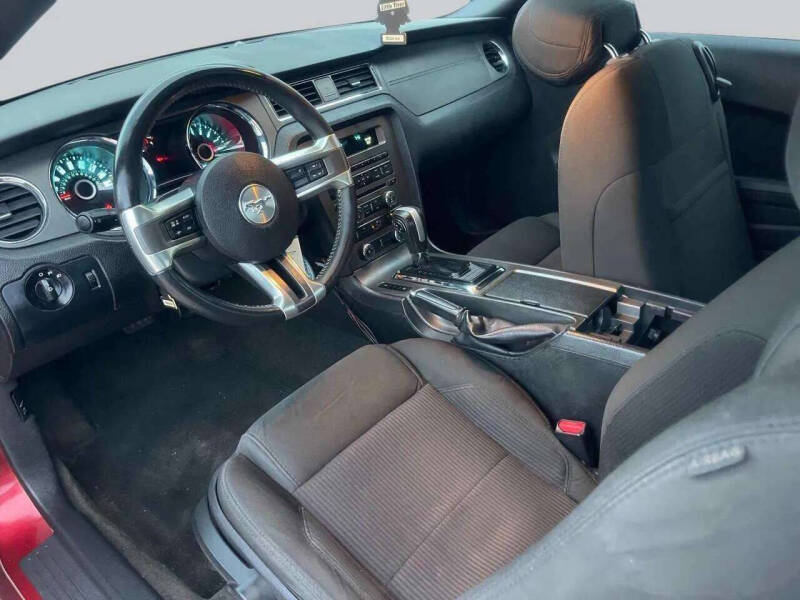 2014 Ford Mustang V6