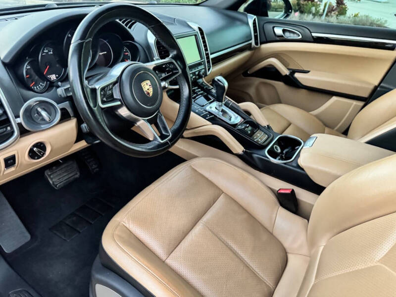2016 Porsche Cayenne