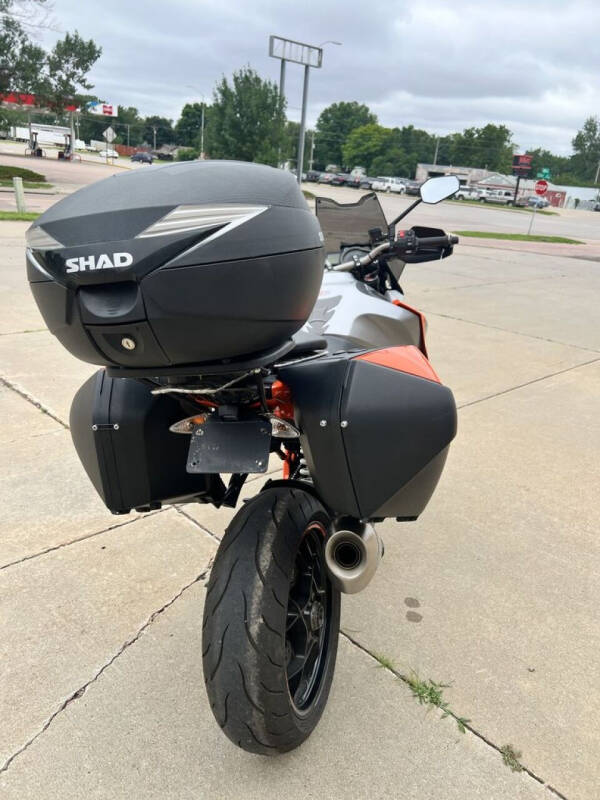 2017 KTM 1290 Super Duke GT