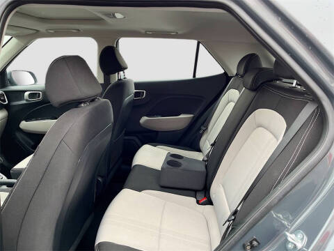 2024 Hyundai Venue SEL