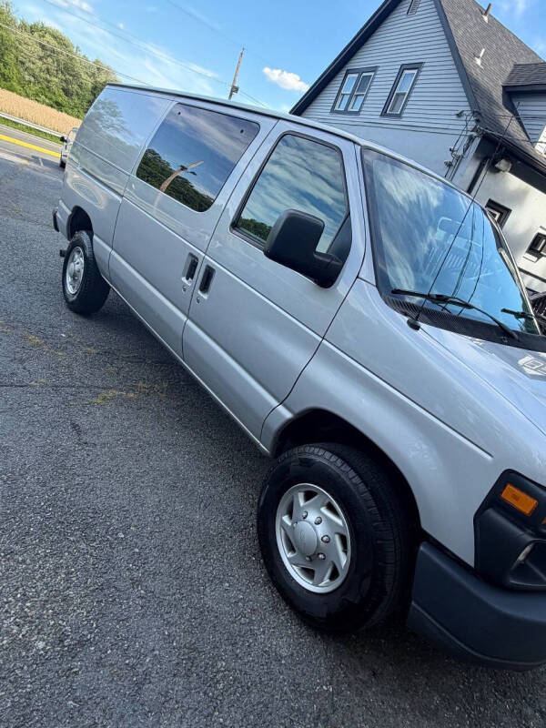 2014 Ford E-Series E-350 SD