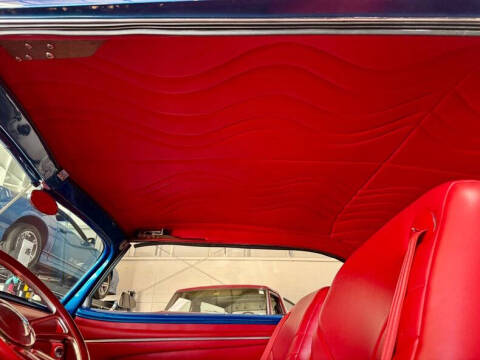 1948 Ford Super Deluxe