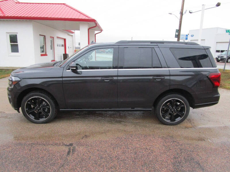 Used 2022 Ford Expedition Limited with VIN 1FMJU2AT9NEA29046 for sale in Danbury, IA