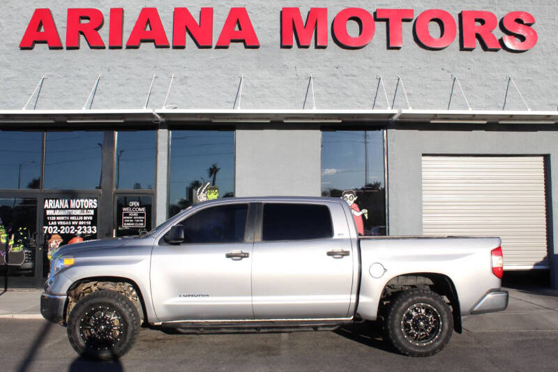 2017 Toyota Tundra SR5's photo