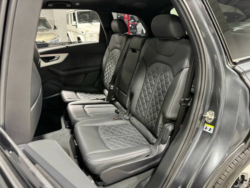 2024 Audi Q7 quattro Prestige 55 TFSI
