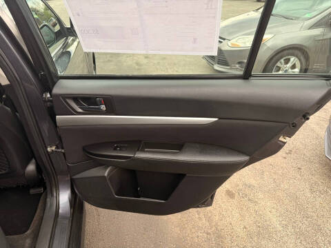 2011 Subaru Outback 2.5i
