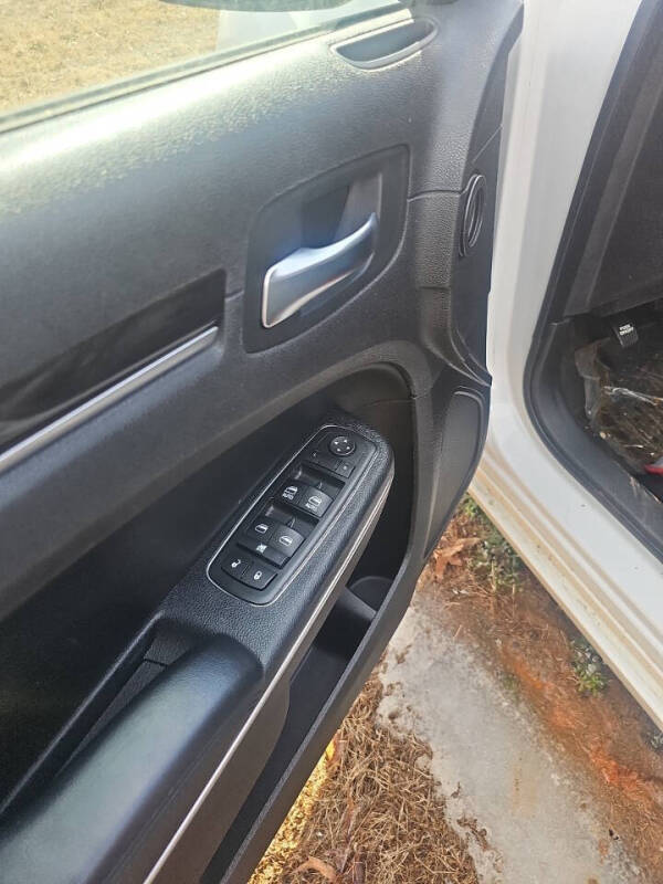 2016 Chrysler 300 Limited