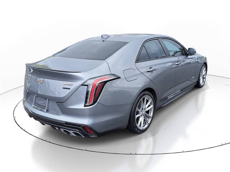 2022 Cadillac CT4-V