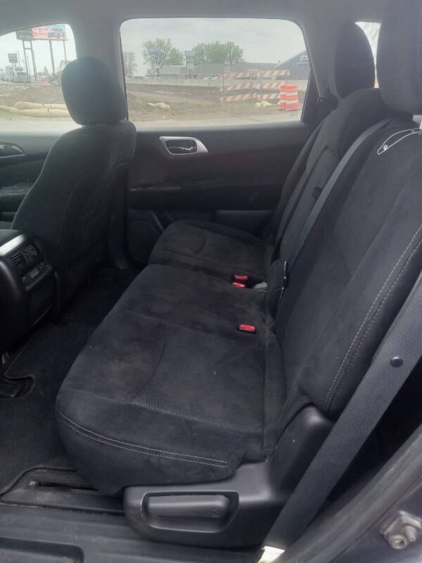 2014 Nissan Pathfinder S