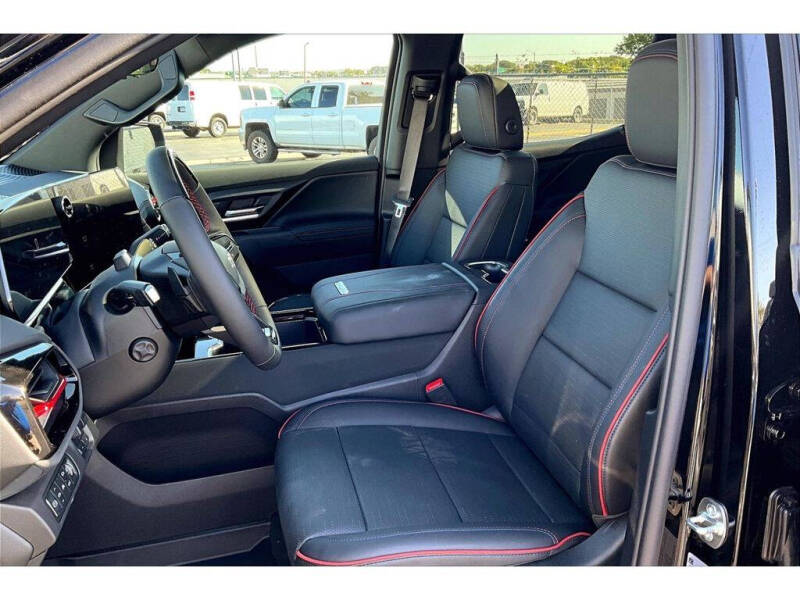 2024 Chevrolet Silverado EV RST