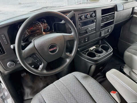 2024 GMC Savana 2500