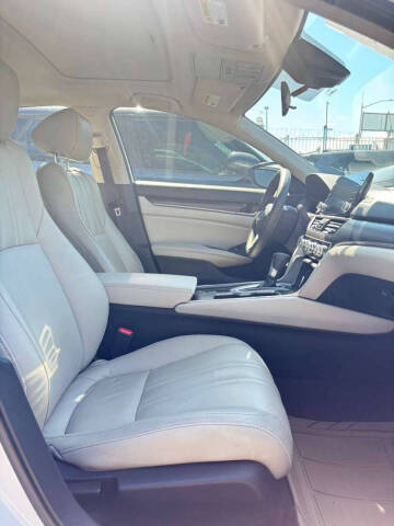 2019 Honda Accord EX