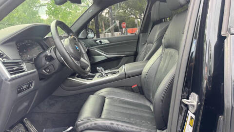 2021 BMW X7 M50i