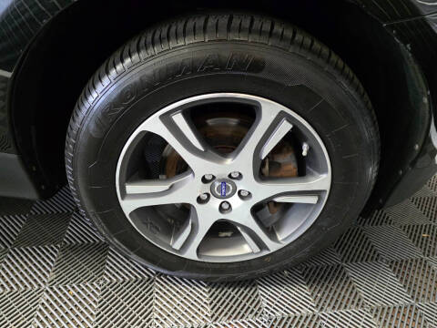 2012 Volvo XC60 T6 Platinum