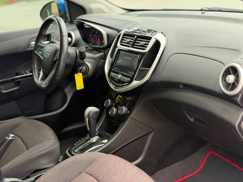 2020 Chevrolet Sonic LT
